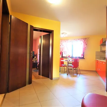 Apartament Widokowy Maki *